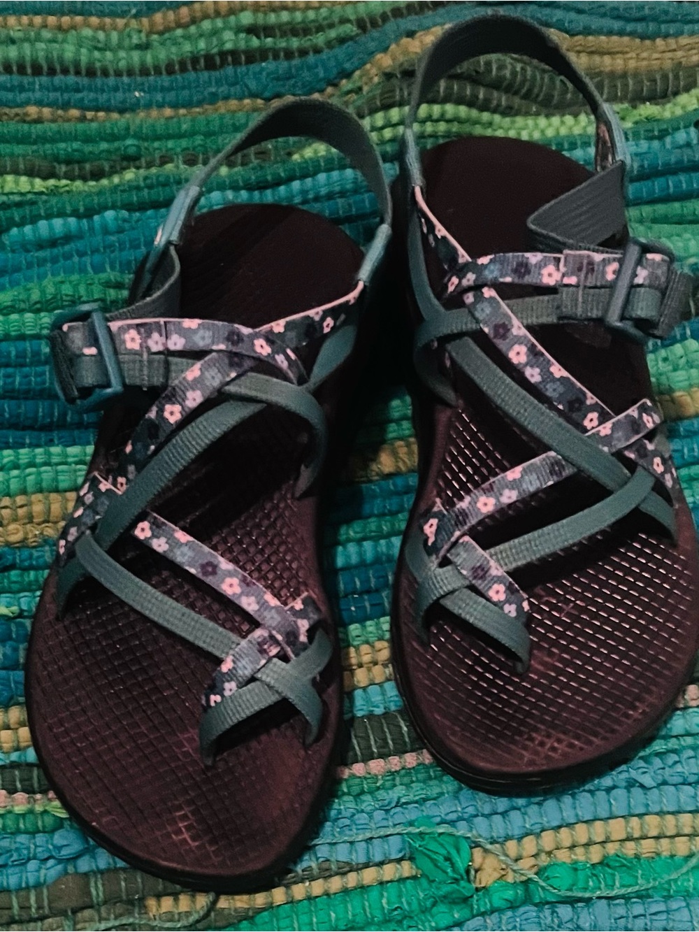 Chaco Women's Teal and White Floral Strappy Sandals Size 8